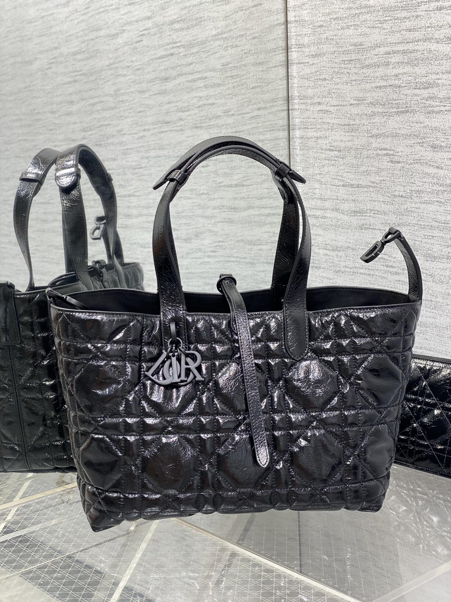 Medium Dior Toujours Bag Black Macrocannage Crinkled Calfskin